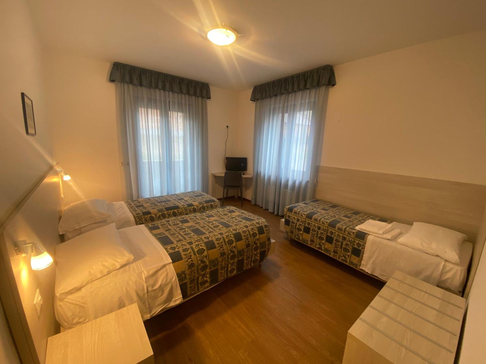 Hotel International Tarvisio Quarto foto